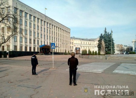 У Житомирі поліцейські знову шукали вибухівку поблизу будівлі ОДА
