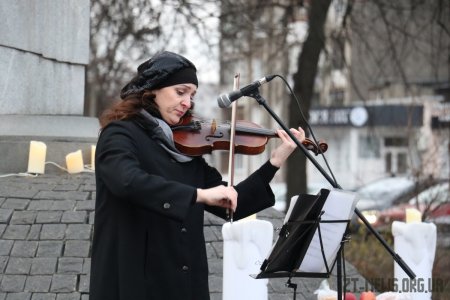 У Житомирі вшанували пам’ять жертв голодомору