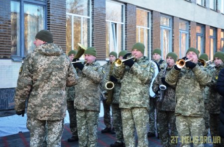 У Житомирі відкрили меморіальну дошку пам'яті загиблому учаснику АТО Віталію Циборі