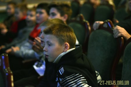 400 дітей з усіх районів області завітали на передноворічне свято
