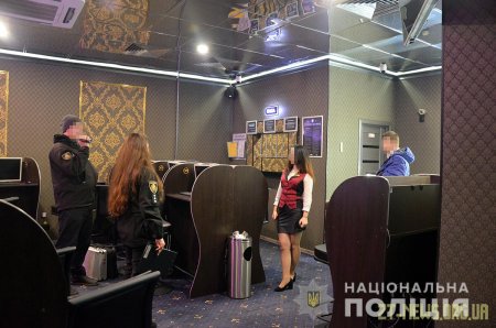 На Житомирщині поліцейські проводять заходи із припинення діяльності гральних закладів