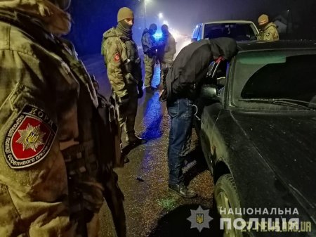 На Житомирщині оперативники затримали групу гастролерів-домушників