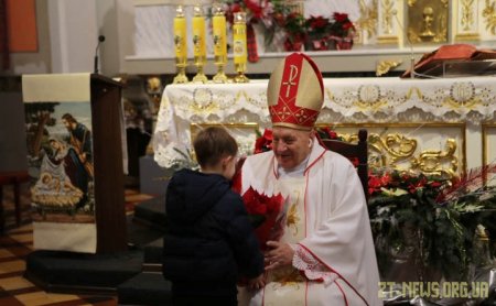 Єпископу Яну Пурвінському вручено відзнаку «Почесний громадянин міста Житомира»