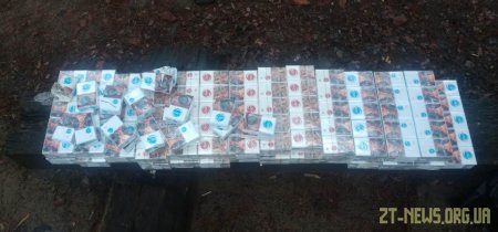 Прикордонники затримали чоловіка, який намагався перенести через кордон безакцизні цигарки