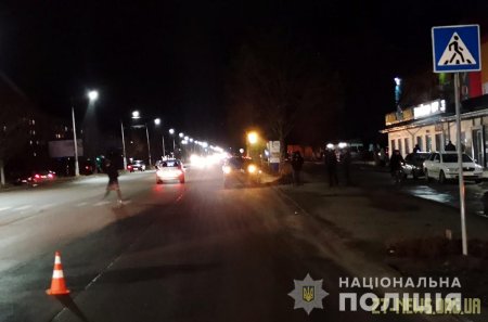 У Коростишеві під колесами автомобіля загинула жінка