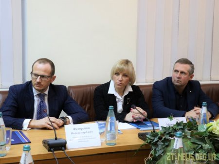 У Житомирі 6 сімей внутрішньо переміщених осіб отримали ключі від квартир