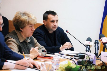 Школярі у міському транспорті платитимуть за проїзд 3 грн без обмеження у часі