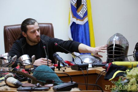 У Житомирі відкрили школу історичного фехтування