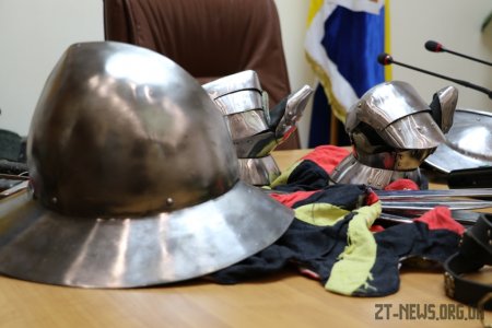 У Житомирі відкрили школу історичного фехтування