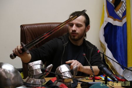 У Житомирі відкрили школу історичного фехтування