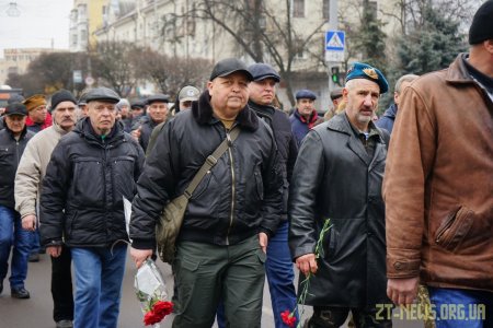Урочистою ходою та покладанням квітів в Житомирі вшанували пам'ять воїнів-інтернаціоналістів