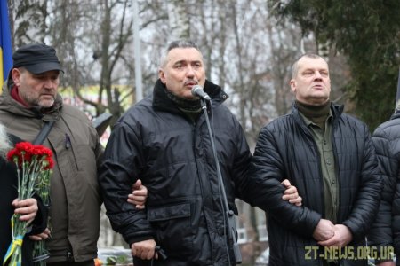 Урочистою ходою та покладанням квітів в Житомирі вшанували пам'ять воїнів-інтернаціоналістів