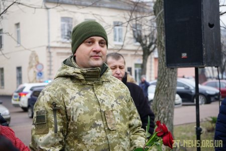 Урочистою ходою та покладанням квітів в Житомирі вшанували пам'ять воїнів-інтернаціоналістів