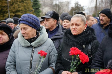 Урочистою ходою та покладанням квітів в Житомирі вшанували пам'ять воїнів-інтернаціоналістів