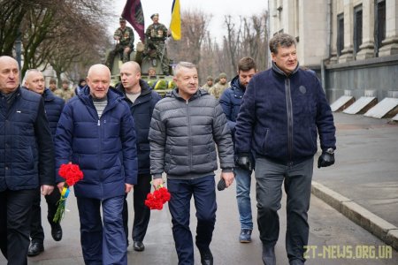 Урочистою ходою та покладанням квітів в Житомирі вшанували пам'ять воїнів-інтернаціоналістів