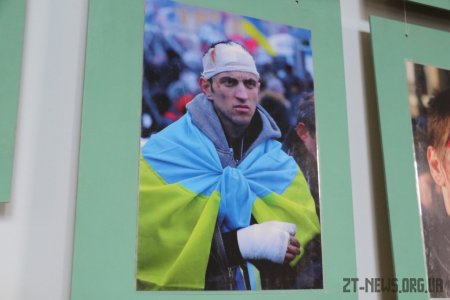 У Житомирі відкрилася виставка світлин про події на Майдані