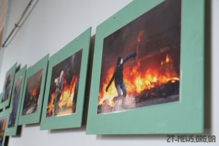 У Житомирі відкрилася виставка світлин про події на Майдані