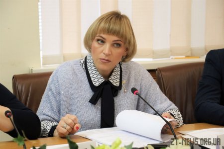 Виконавчий комітет міської ради вирішив призупинити роботу закладів торгівлі