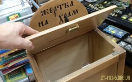 У Житомирі затримали чоловіка під час спроби крадіжки пожертв з церкви