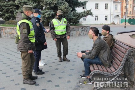 Бердичів патрулюють посилені наряди поліції та нацвардійців