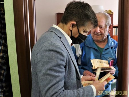 В обласному центрі влада вшанувала пам'ять загиблих у Другій світовій війні та привітала ветеранів