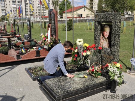 В обласному центрі влада вшанувала пам'ять загиблих у Другій світовій війні та привітала ветеранів