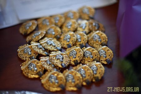 26 жінкам Житомирщини Президент присвоїв звання «Мати-героїня»