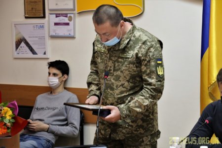 Мати загиблого Героя отримала відзнаку «Знак пошани» та подяку Міністерства оборони України