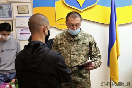 Мати загиблого Героя отримала відзнаку «Знак пошани» та подяку Міністерства оборони України
