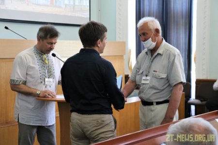 У Житомирі відзначили 30-річчя підняття Державного прапора над міською радою