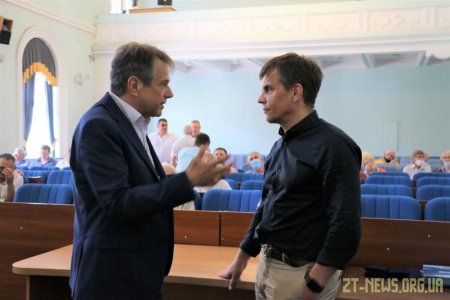 У Житомирі відзначили 30-річчя підняття Державного прапора над міською радою