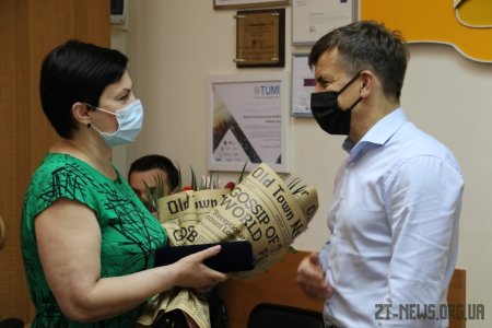 Житомирські медичні працівники отримали вітання напередодні професійного свята