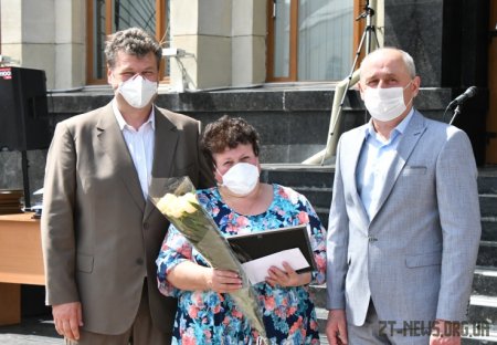 17 службових автомобілів отримали медики сільських амбулаторій