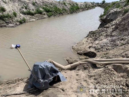 У Коростенському районі місцеві жителі "здали" поліції бурштинокопачів