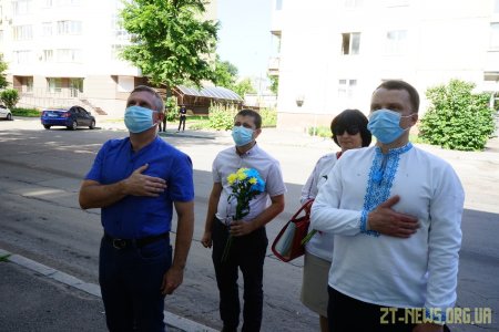 У День Конституції у Житомирі традиційно поклали квіти  до пам’ятників Шевченку, Франку та Ольжичу