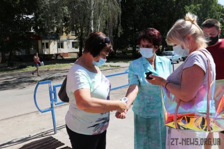 У Житомирі тривають виїзні перевірки дотримання протиепідемічних заходів