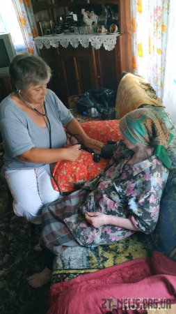 На Житомирщині поліція і громада знайшли 83-річну пенсіонерку, яка дві доби блукала у лісі