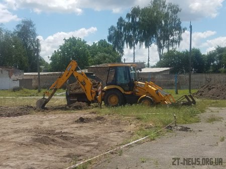 Віталій Бунечко оглянув реконструкцію стадіону у Чуднові та разом із силовиками зустрівся з громадами 3 районів