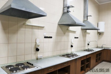 180 житомирян, які перебувають у складних життєвих обставинах, отримують гаряче харчування