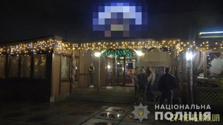 На Житомирщині поліцейські припинили 167 порушень карантинних обмежень