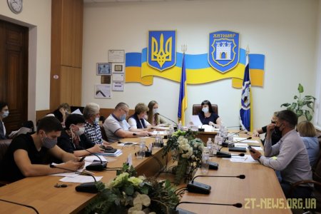На Бульварі Польському з’явиться майданчик для вигулу та дресирування собак