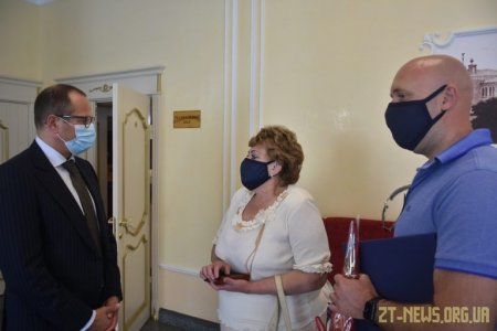 Дві родини з Житомирщини отримали нагороду «Праведник народів світу»