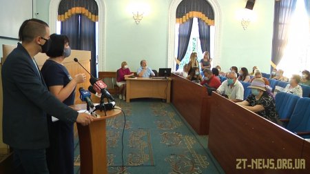 Батьки учнів гімназії №23 проти переведення їхніх дітей до іншої школи