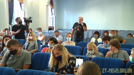 Батьки учнів гімназії №23 проти переведення їхніх дітей до іншої школи