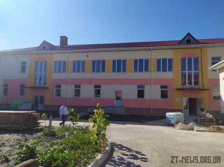 У Житомирській області з робочою поїздкою перебуває Міністр розвитку громад і територій України Олексій Чернишов