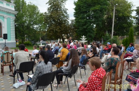 Читачі 14 бібліотек Житомира змагалися у швидкочитанні