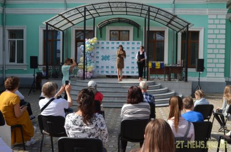 Читачі 14 бібліотек Житомира змагалися у швидкочитанні