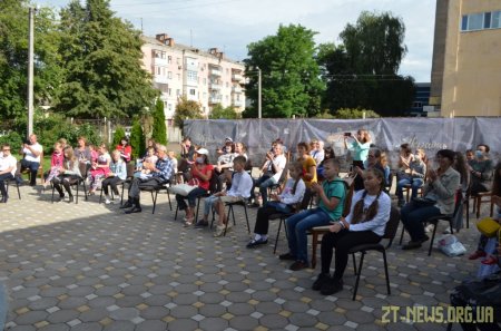 Читачі 14 бібліотек Житомира змагалися у швидкочитанні