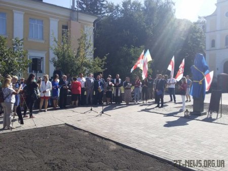 У Чуднові відкрили пам’ятник письменнику та громадському діячу Яну Барщевському