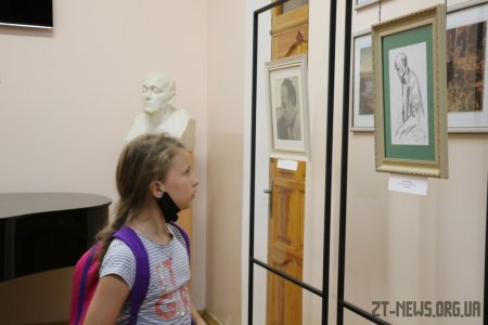 У Музичній школі Святослава Ріхтера представили унікальні картини